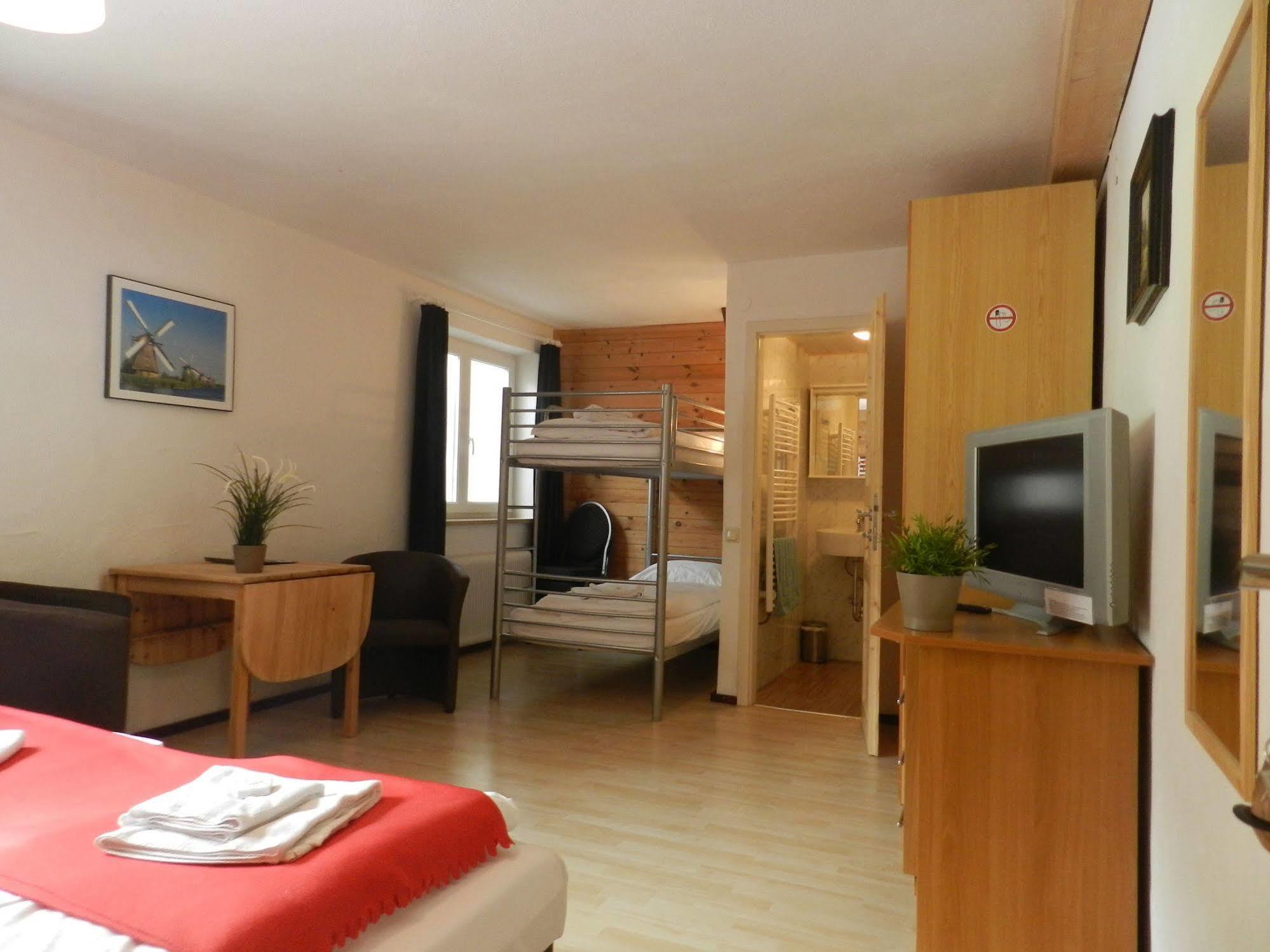 Pension Und Appartements Hartkaiser Ellmau Zewnętrze zdjęcie