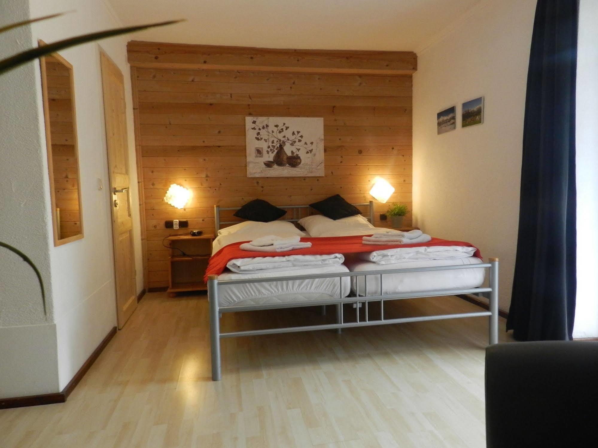 Pension Und Appartements Hartkaiser Ellmau Zewnętrze zdjęcie