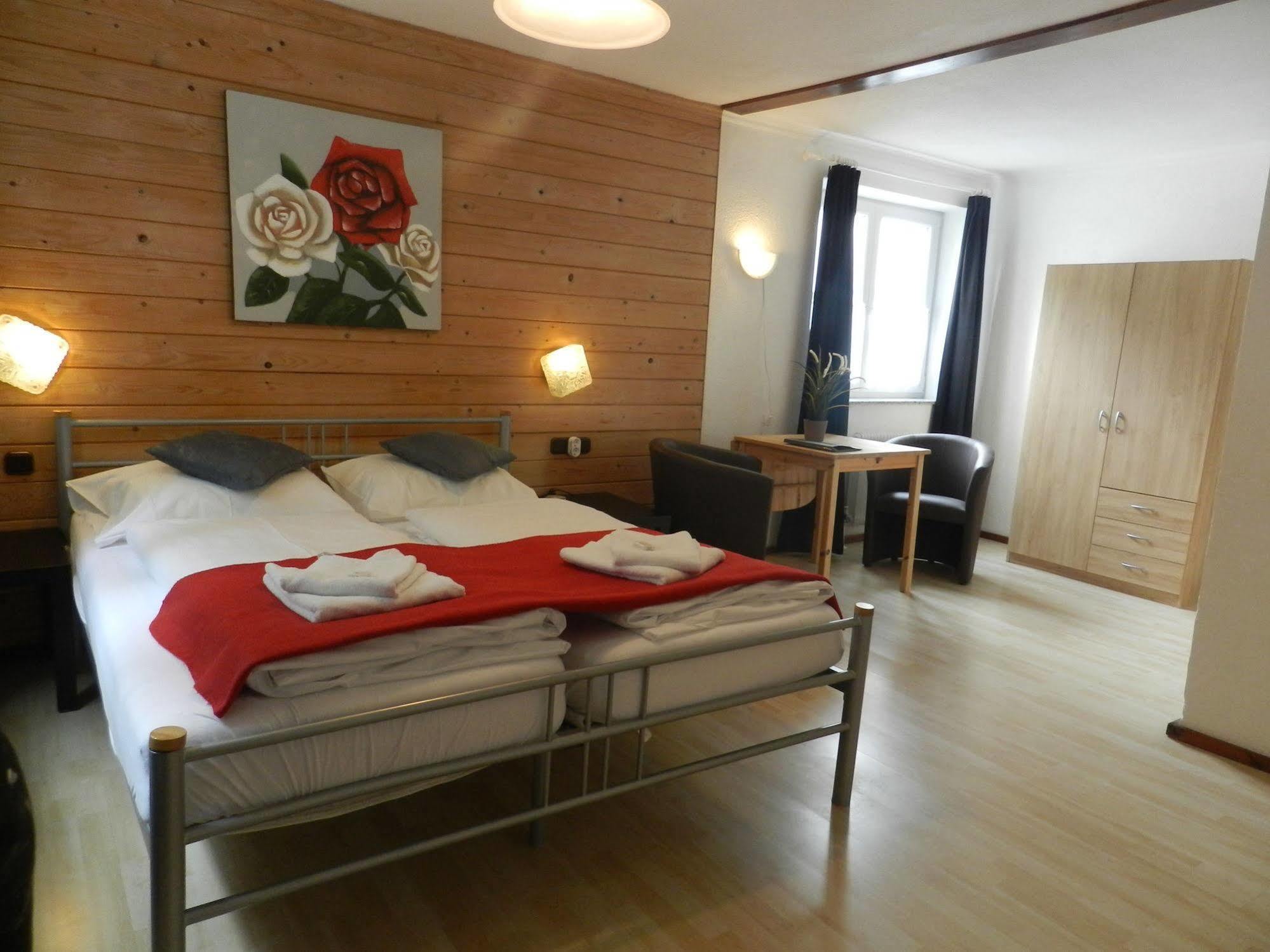 Pension Und Appartements Hartkaiser Ellmau Zewnętrze zdjęcie