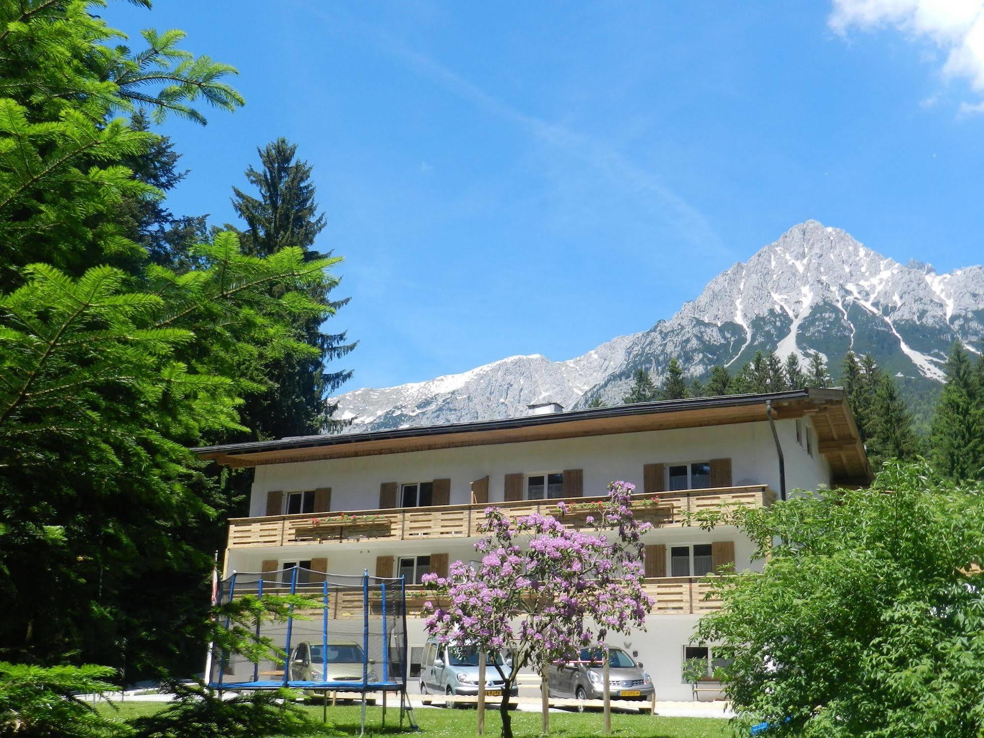 Pension Und Appartements Hartkaiser Ellmau Zewnętrze zdjęcie