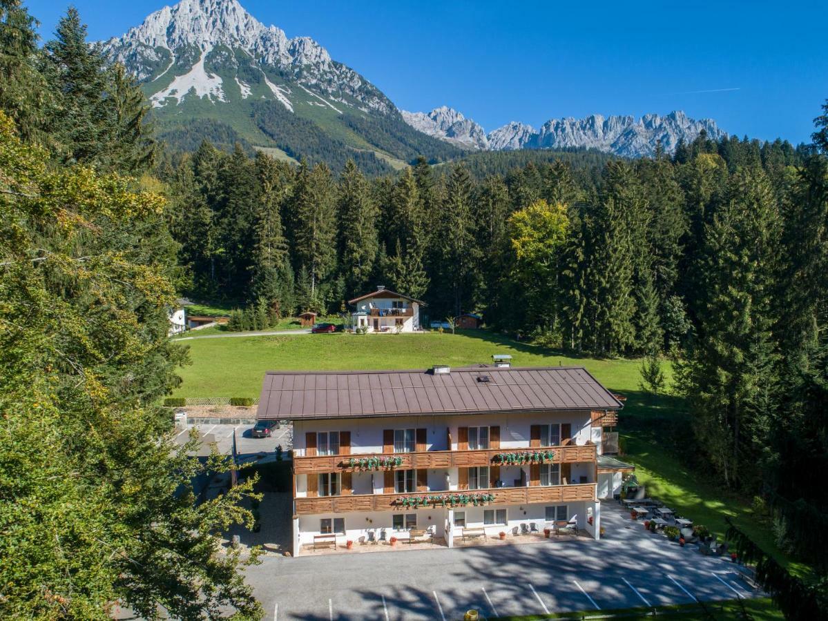 Pension Und Appartements Hartkaiser Ellmau Zewnętrze zdjęcie